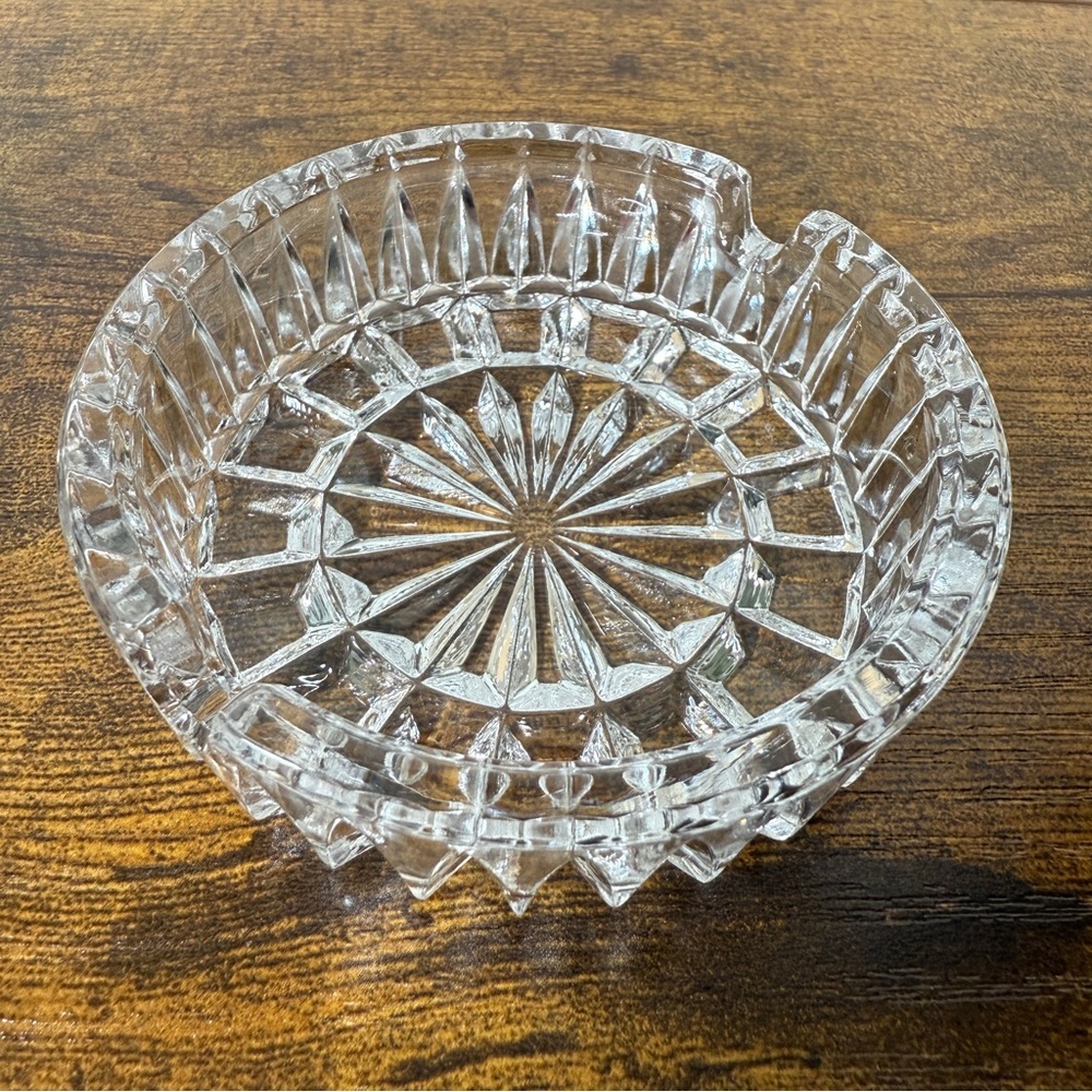 VTG Crystal Glass Sunburst Mini Ashtray Round 3.5” Vamp Gothic Granny Cottage 2